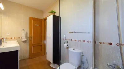 House on Jacinto Benavente Street, 23 photo 37