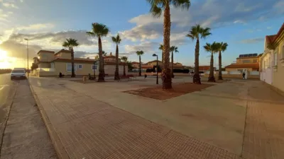 Casa en venta en Calle Las Acacias, El Algar (Distrito Mar Menor de Cartagena. Cartagena) de 239.000 €