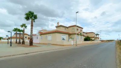 Casa en venta en Calle Las Acacias, El Algar (Distrito Mar Menor de Cartagena. Cartagena) de 239.000 €