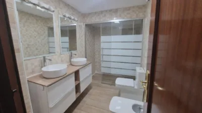 Piso en venta en Calle del Submarino, 31, cerca de Calle de los Marineros de Peral, Barrio Peral-San Félix (Distrito Núcleo Urbano. Cartagena) de 275.000 €