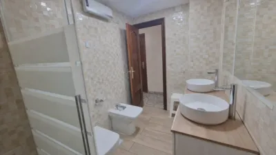 Piso en venta en Calle del Submarino, 31, cerca de Calle de los Marineros de Peral, Barrio Peral-San Félix (Distrito Núcleo Urbano. Cartagena) de 275.000 €
