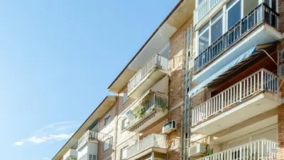 Piso en venta en Calle de Alhucemas, 5, Barrio Peral-San Félix (Distrito Núcleo Urbano. Cartagena) de 125.000 €