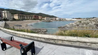 Piso en venta en Calle Arturo Dúo Vital, Centro (Castro Urdiales) de 175.000 €