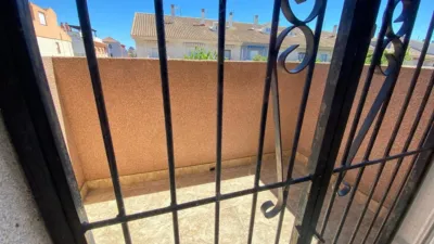 Casa adosada en venta en Calle del Río Eo, 40, Los Alcázares de 142.500 €