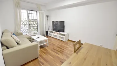 Piso en alquiler en Plaza de los Mostenses - Imagen 2