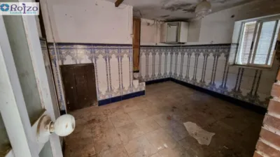 Chalet en venta en Calle de las Carnicerías, Calera y Chozas de 26.000 €