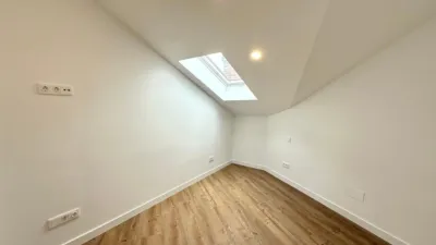 Dúplex en alquiler en Calle de Las Matas, Zona Calle Casa Amarilla (Galapagar) de 1.300 €<span>/mes</span>