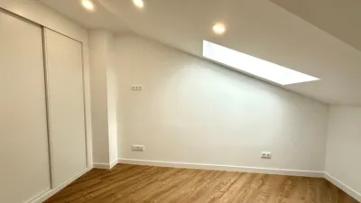 Dúplex en alquiler en Calle de Las Matas, Zona Calle Casa Amarilla (Galapagar) de 1.300 €<span>/mes</span>