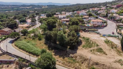 Terreno en venta en Carrer del Xiprer, Bigues (Bigues i Riells del Fai) de 225.000 €