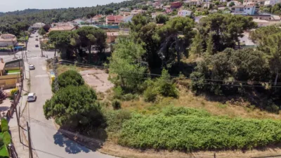 Terreno en venta en Carrer del Xiprer, Bigues (Bigues i Riells del Fai) de 225.000 €
