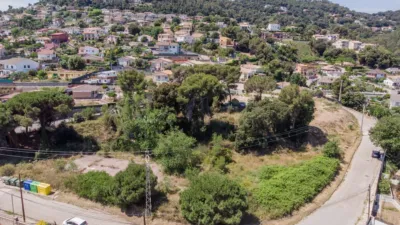 Terreno en venta en Carrer del Xiprer, Bigues (Bigues i Riells del Fai) de 225.000 €