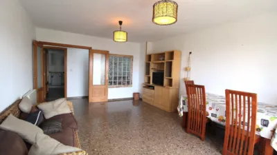 Piso en alquiler en Cardenal Benlloch, Zona Cardenal Benlloch-Avinguda del Sud (Mislata) de 1.500 €<span>/mes</span>