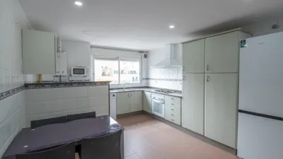 Piso en alquiler en Calle Riu Jalon - Imagen 4