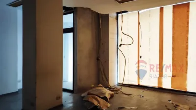 Local comercial en alquiler en Avenida Barrié de La Maza - Vista 5