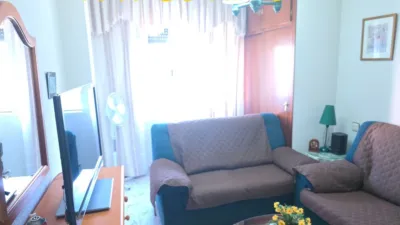 Piso en venta en Calle Av Valle del Tietar, Número 5, Santa María del Tiétar de 99.000 €