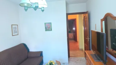 Piso en venta en Calle Av Valle del Tietar, Número 5, Santa María del Tiétar de 99.000 €