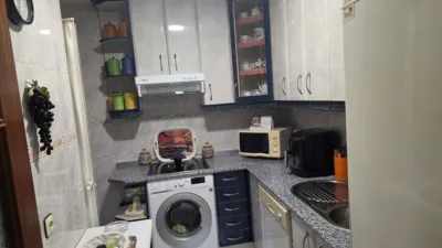 Piso en venta en Calle Av Valle del Tietar, Número 5, Santa María del Tiétar de 99.000 €