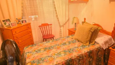Piso en venta en Calle Av Valle del Tietar, Número 5, Santa María del Tiétar de 99.000 €