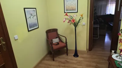Piso en venta en Calle Av Valle del Tietar, Número 5, Santa María del Tiétar de 99.000 €