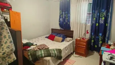 Flat on Calle de Rodrigo Uhagón photo 8