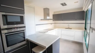 Apartment on Avenida Europa photo 8
