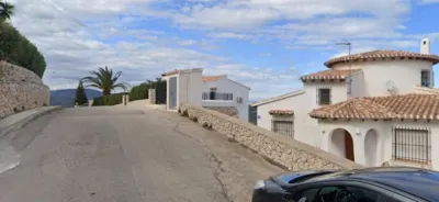 Chalet on Carrer de los Geranios photo 2