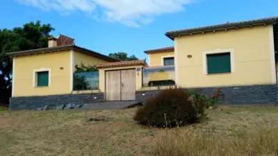 Rustic Finca on Parcela 68 Street photo 7