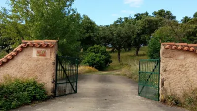 Rustic Finca on Parcela 68 Street photo 9