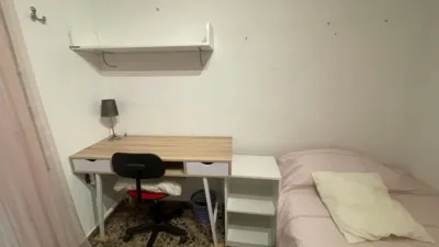 Piso en alquiler en Raval/Puertas Coloradas, El Raval-Puertas Encarnades (Distrito Núcleo Urbano. Elx - Elche) de 700 €<span>/mes</span>