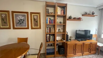 Piso en alquiler en Raval/Puertas Coloradas, El Raval-Puertas Encarnades (Distrito Núcleo Urbano. Elx - Elche) de 700 €<span>/mes</span>