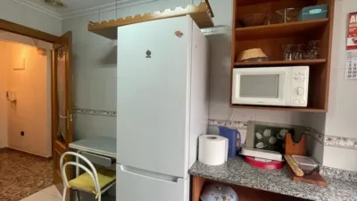 Piso en alquiler en Raval/Puertas Coloradas, El Raval-Puertas Encarnades (Distrito Núcleo Urbano. Elx - Elche) de 700 €<span>/mes</span>