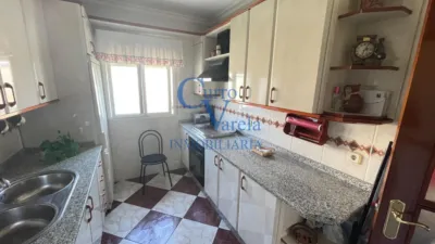 Piso en venta en Calle Malvaloca, Tiro de Línea (Distrito Sur. Sevilla Capital) de 246.900 €