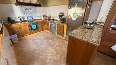 Casa en venta en Calle de Gordal, Centro-Doña Mercedes (Distrito Zona Centro. Dos Hermanas) de 209.900 €