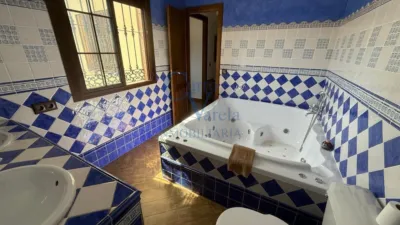 Casa en venta en Calle de Gordal, Centro-Doña Mercedes (Distrito Zona Centro. Dos Hermanas) de 209.900 €