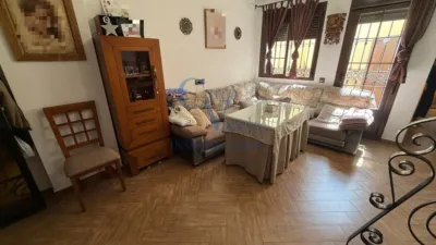 Casa en venta en Calle de Gordal, Centro-Doña Mercedes (Distrito Zona Centro. Dos Hermanas) de 209.900 €