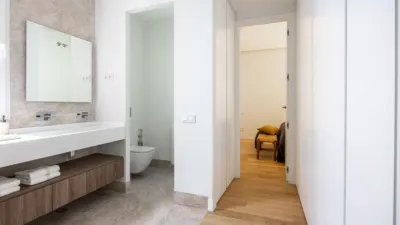 Apartment on Calle de Alfonso XII photo 37