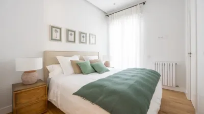 Apartment on Calle de Alfonso XII photo 39