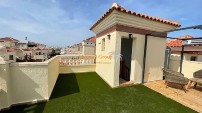 Casa en alquiler en Brisas del Faro, Gran Alacant (Santa Pola) de 1.550 €<span>/mes</span>