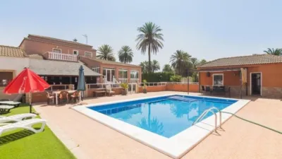 Chalet on Crta. La Marina photo 3