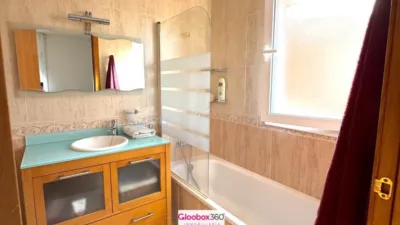 Semi-detached house on Carrer de Porrera photo 50