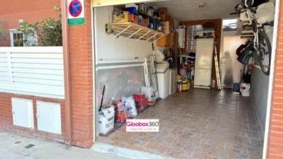 Semi-detached house on Carrer de Porrera photo 5