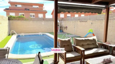 Semi-detached house on Carrer de Porrera photo 63