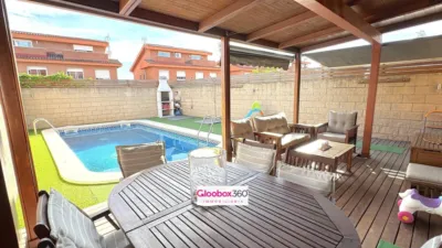 Semi-detached house on Carrer de Porrera photo 67