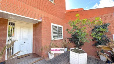 Semi-detached house on Carrer de Porrera photo 9