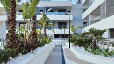 Piso en alquiler en Calle Haití, Bellavista (Distrito Bellavista-La Palmera. Sevilla Capital) de 1.349 €<span>/mes</span>