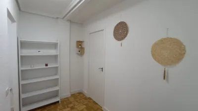 Habitación en alquiler en Calle de los Hornos Caleros, San Antonio-Estación-Las Hervencias (Ávila Capital) de 250 €<span>/mes</span>