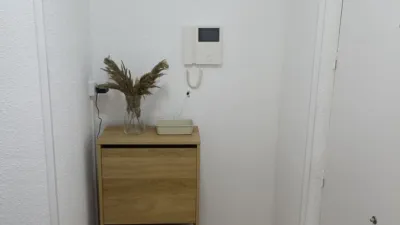 Habitación en alquiler en Calle de los Hornos Caleros, San Antonio-Estación-Las Hervencias (Ávila Capital) de 250 €<span>/mes</span>