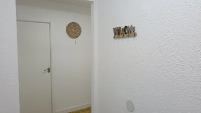 Habitación en alquiler en Calle de los Hornos Caleros, San Antonio-Estación-Las Hervencias (Ávila Capital) de 250 €<span>/mes</span>