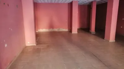 Local comercial en alquiler en Parque Sur - Vista 4