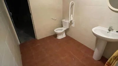 Local comercial en venta en Industria-Bomberos - Vista 4